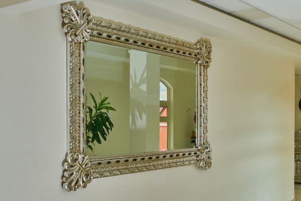 Mirror Resilvering Service